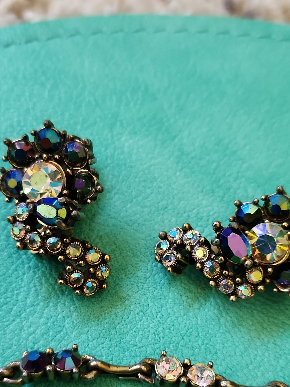 Aurora Crystal Cluster Drop Earrings - Iridescent